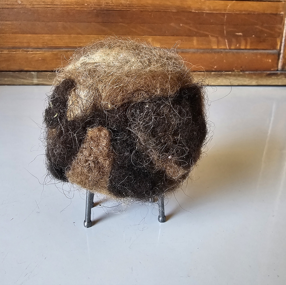 Handmade Shetland Felted Wool Sheep Figurine Brown And Black New - Picture 2 of 2